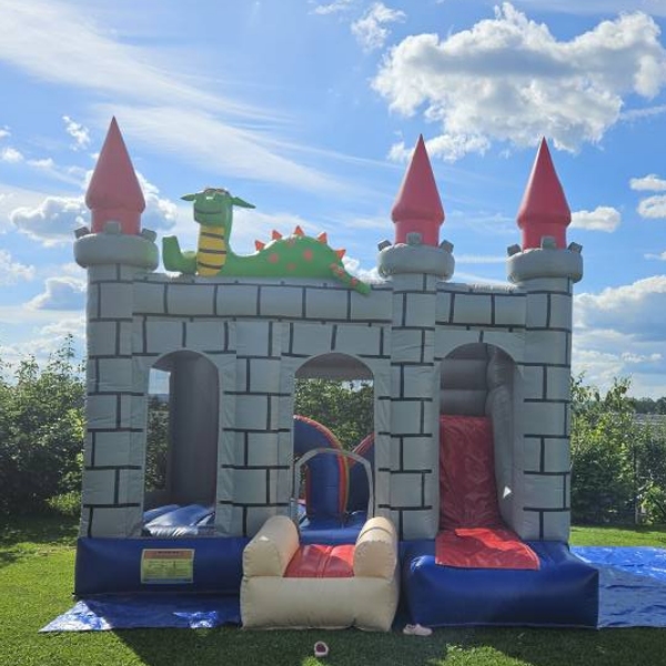 Château gonflable dragon